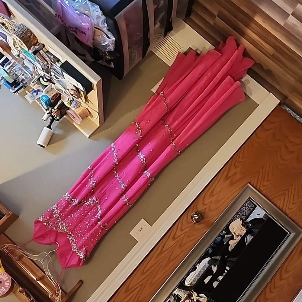 Prom dress - Picture 3 of 4